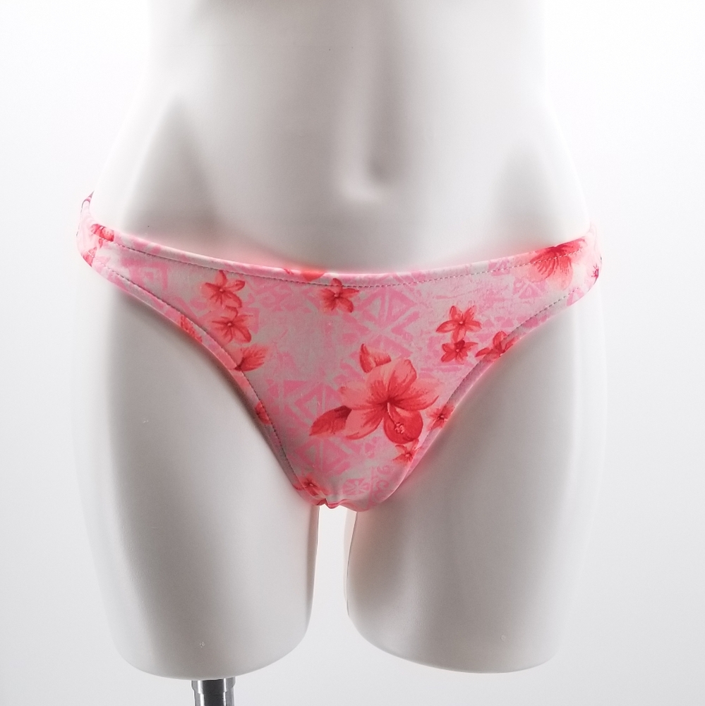 Womens low rise bikini bottoms